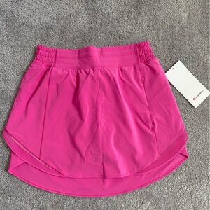 BNWT Lululemon Hotty Hot skirt